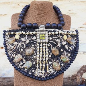 Collier Parure de l'or et des nacres