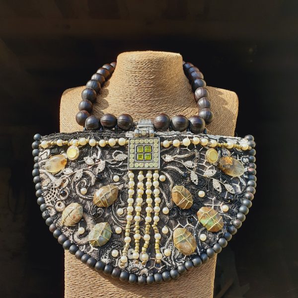 Collier Parure de l'or et des nacres – Image 2