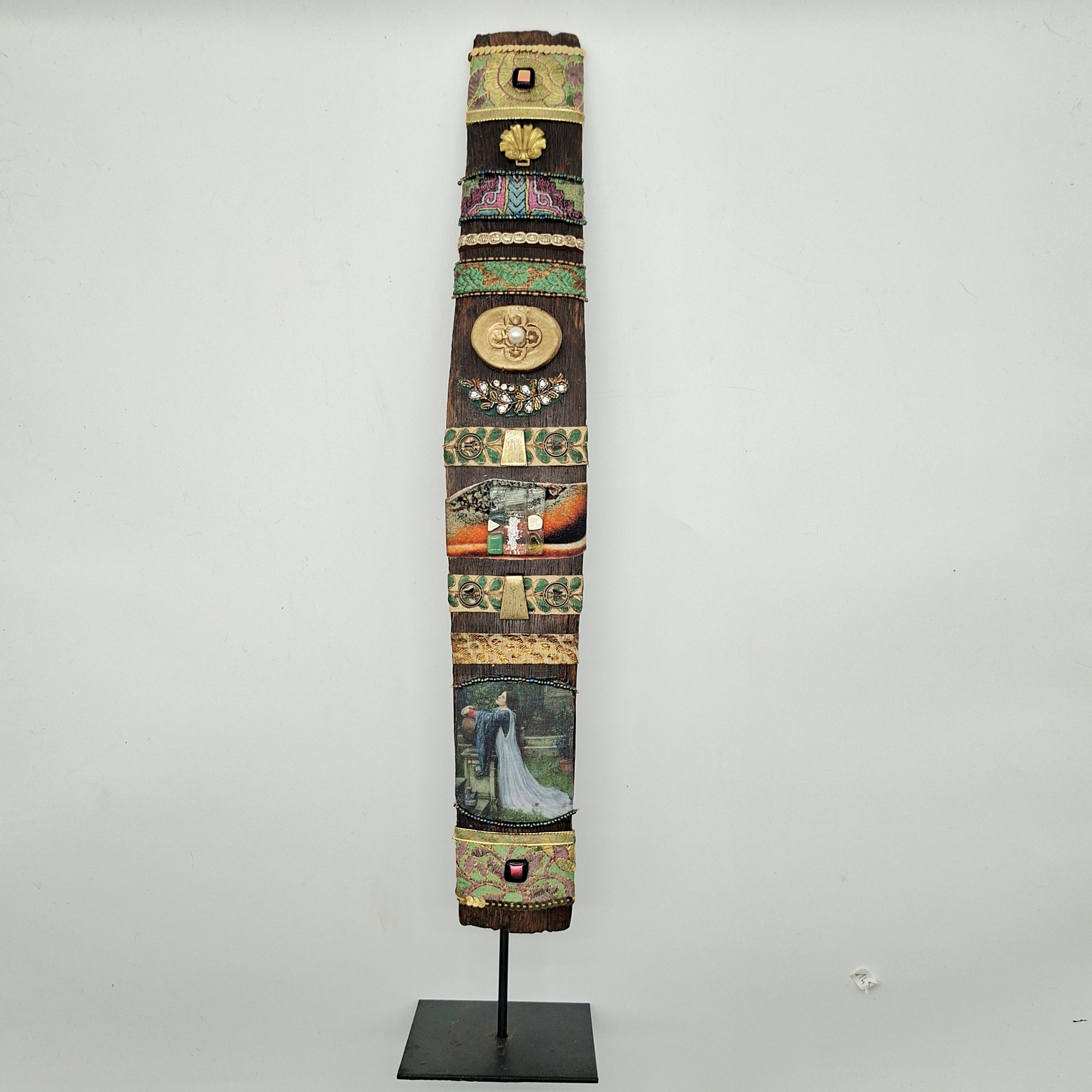 TOTEM Femme à la cruche – Image 3