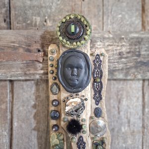 Bois de protection Vierge Noire